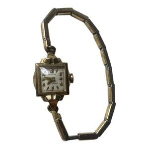 Vintage Bulova Ladies Mechanical Wind Watch Working